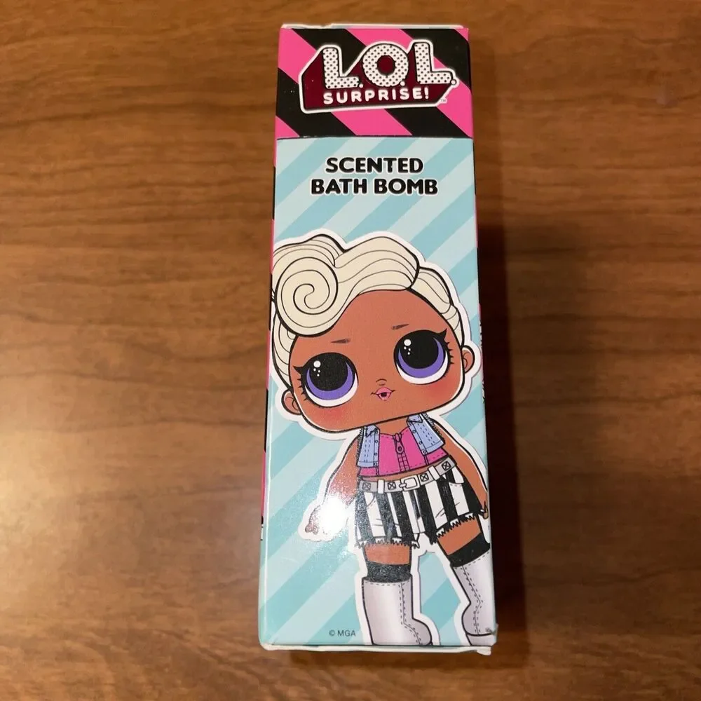 LOL Surprise! Strawberry Scented Bath Bomb Pink Star Design Ages 3+